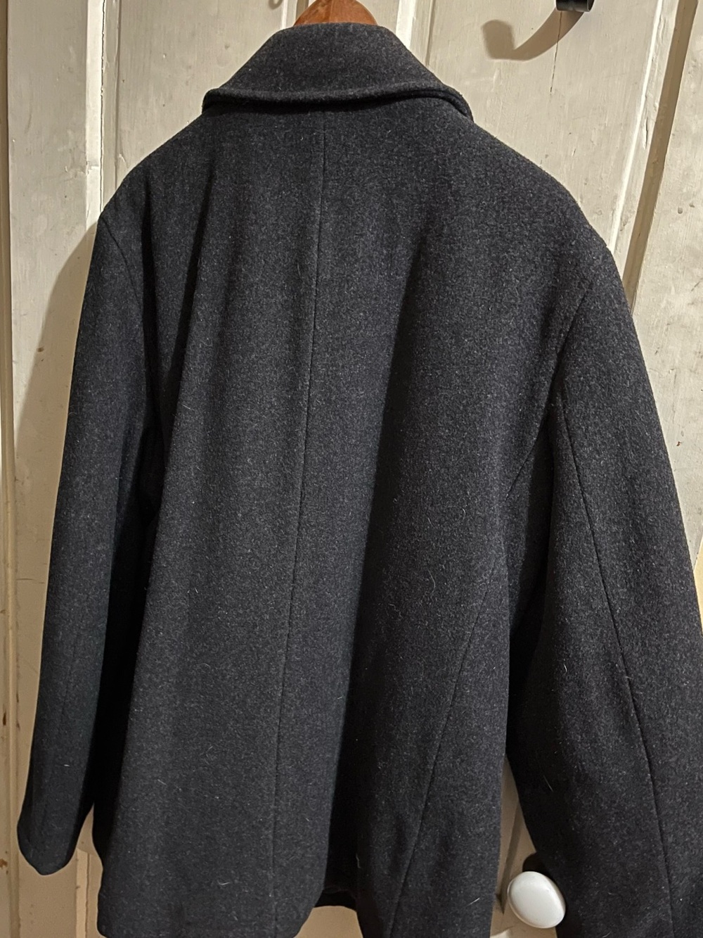 L.L. Bean Men's Dark Gray Wool Pea Coat - Picture 4 of 8
